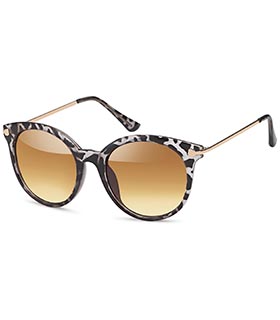 sunglasses in cat-eye style