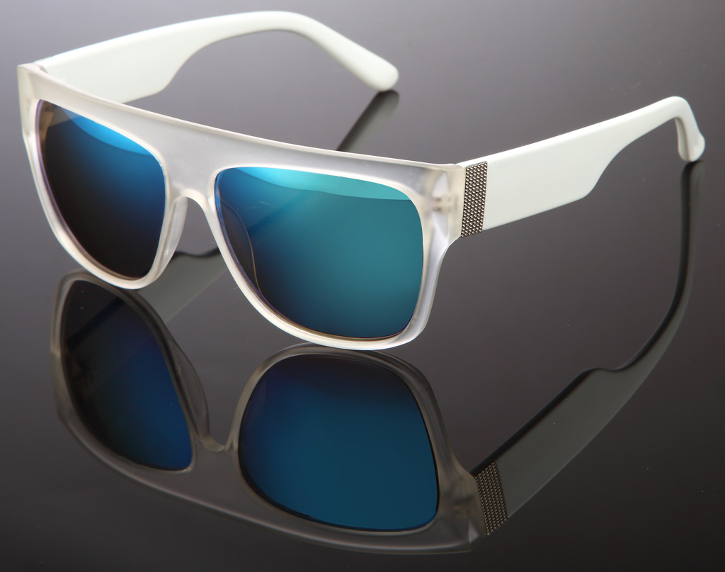 Sonnenbrille Mit Verspiegelten Gläsern Ensunglasses With Mirrored Glasses