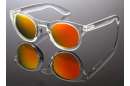 Transparente Wayfarer Sonnenbrille mit verspiegelten Gläsern u. Federscharnieren