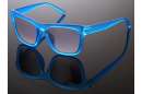 Matt-transparente Wayfarer Sonnenbrille mit schmalen Bügeln u. in versch. Farben