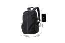 Multifunktionsrucksack mit USB-Ladeanschluss